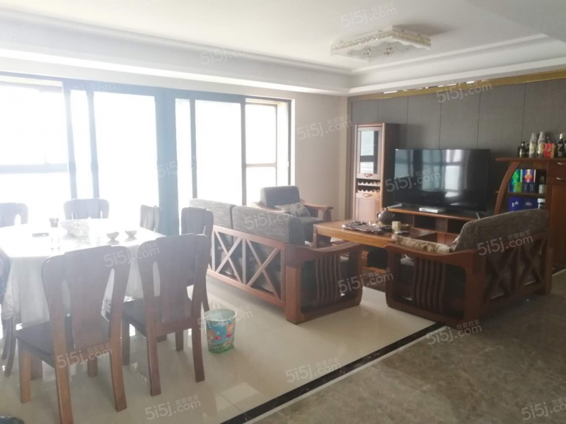 整租 · 太湖新城 · 富力十号B区 · 4室2厅