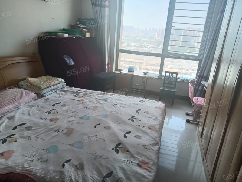中原区棉纺路锦艺国际华都美域3室2厅