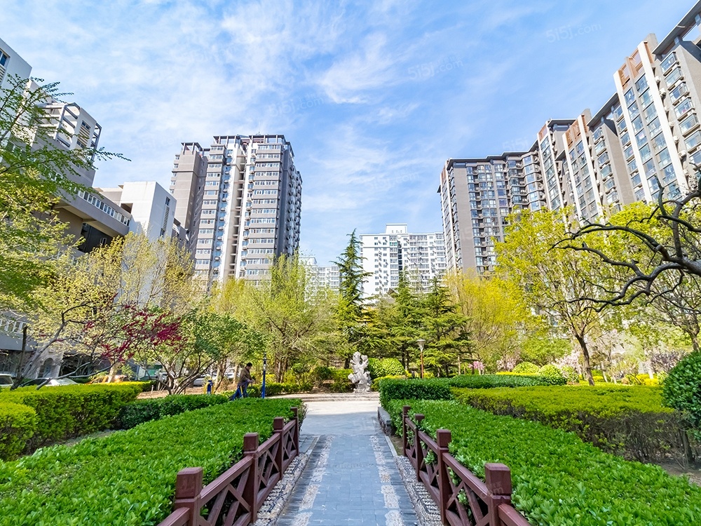 东三环 美景东方 中间层 装修好 近地铁小区新