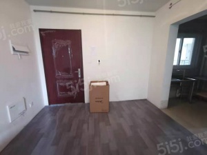 九龙仓荣华里 3室2厅1卫 九龙仓荣华里 3室2厅1卫