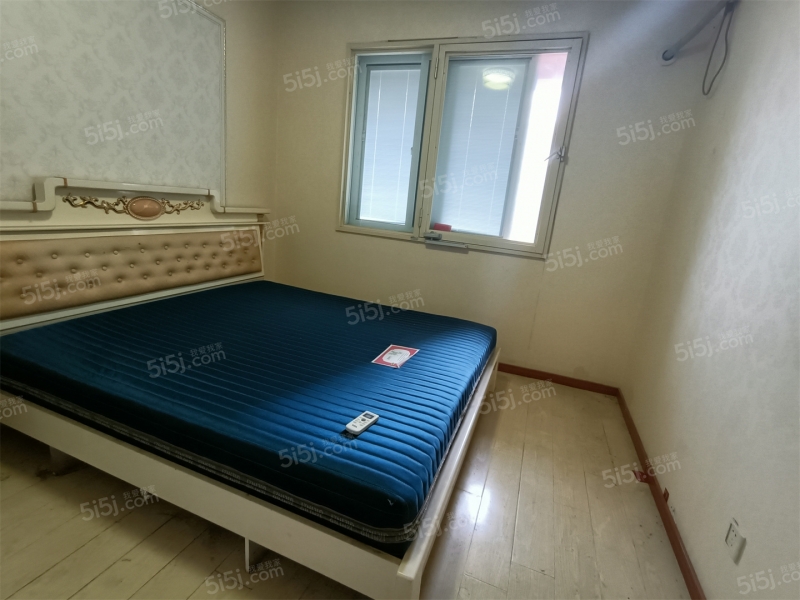 常发豪郡 3室2厅1卫 常发豪郡 3室2厅1卫