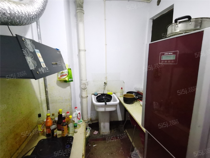 中央花园 3室1厅1卫 中央花园 3室1厅1卫