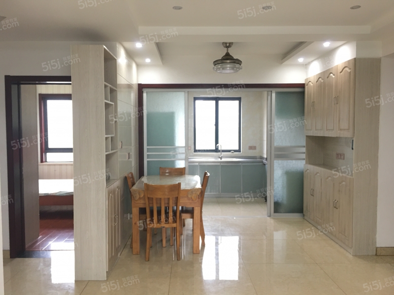 弘阳广场 3室1厅1卫