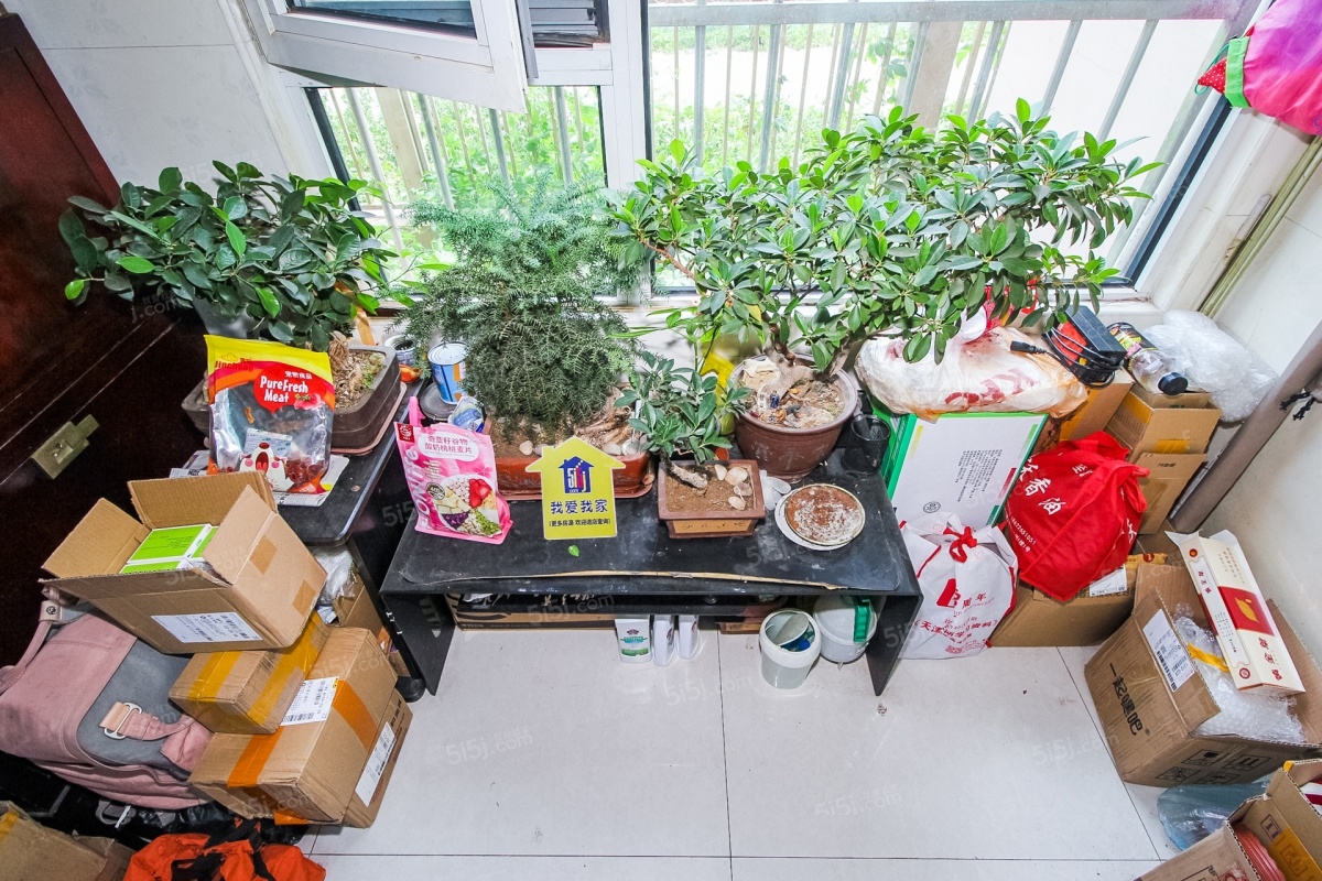 名景花园 电梯房一楼出行方便 近天骄高中 西青道