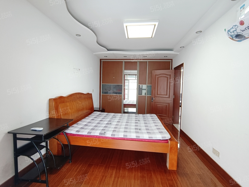 芳草园 3室2厅1卫 芳草园 3室2厅1卫