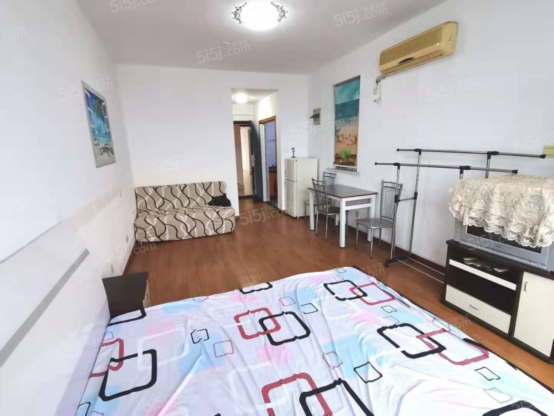 新天地商业广场 1室1厅1卫 新天地商业广场 1室1厅1卫