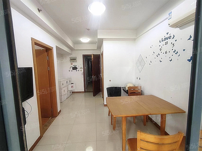 万泽国际 2室2厅1卫 万泽国际 2室2厅1卫